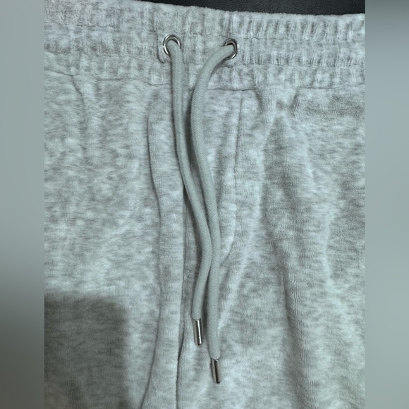 NWOT REISS TERRYCLOTH DRAWSTRING SHORTS - Picture 3 of 4